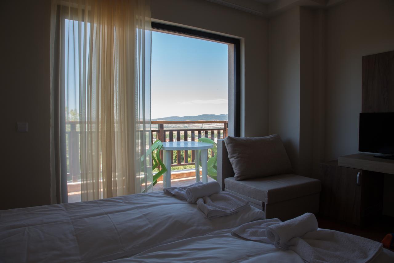 Sveti Nikola Family Hotel ساباريفا بانيا المظهر الخارجي الصورة