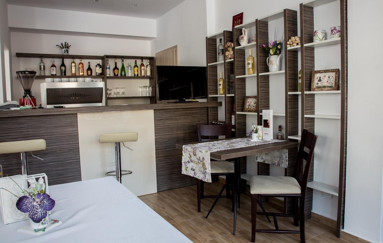 Sveti Nikola Family Hotel ساباريفا بانيا المظهر الخارجي الصورة