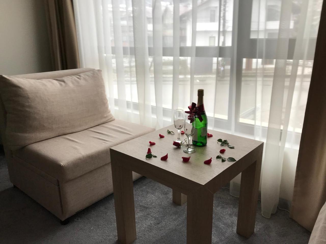 Sveti Nikola Family Hotel ساباريفا بانيا المظهر الخارجي الصورة