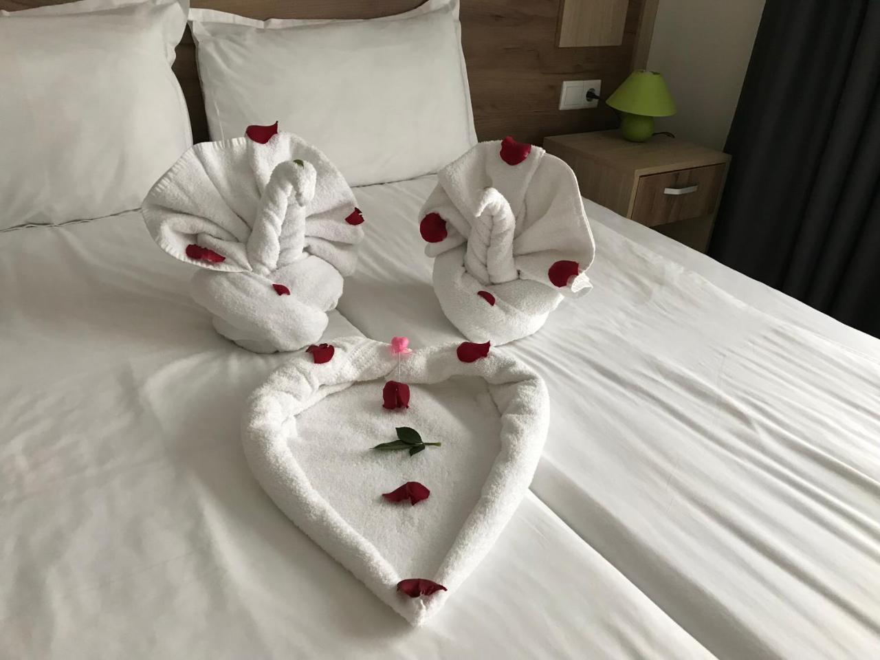 Sveti Nikola Family Hotel ساباريفا بانيا المظهر الخارجي الصورة
